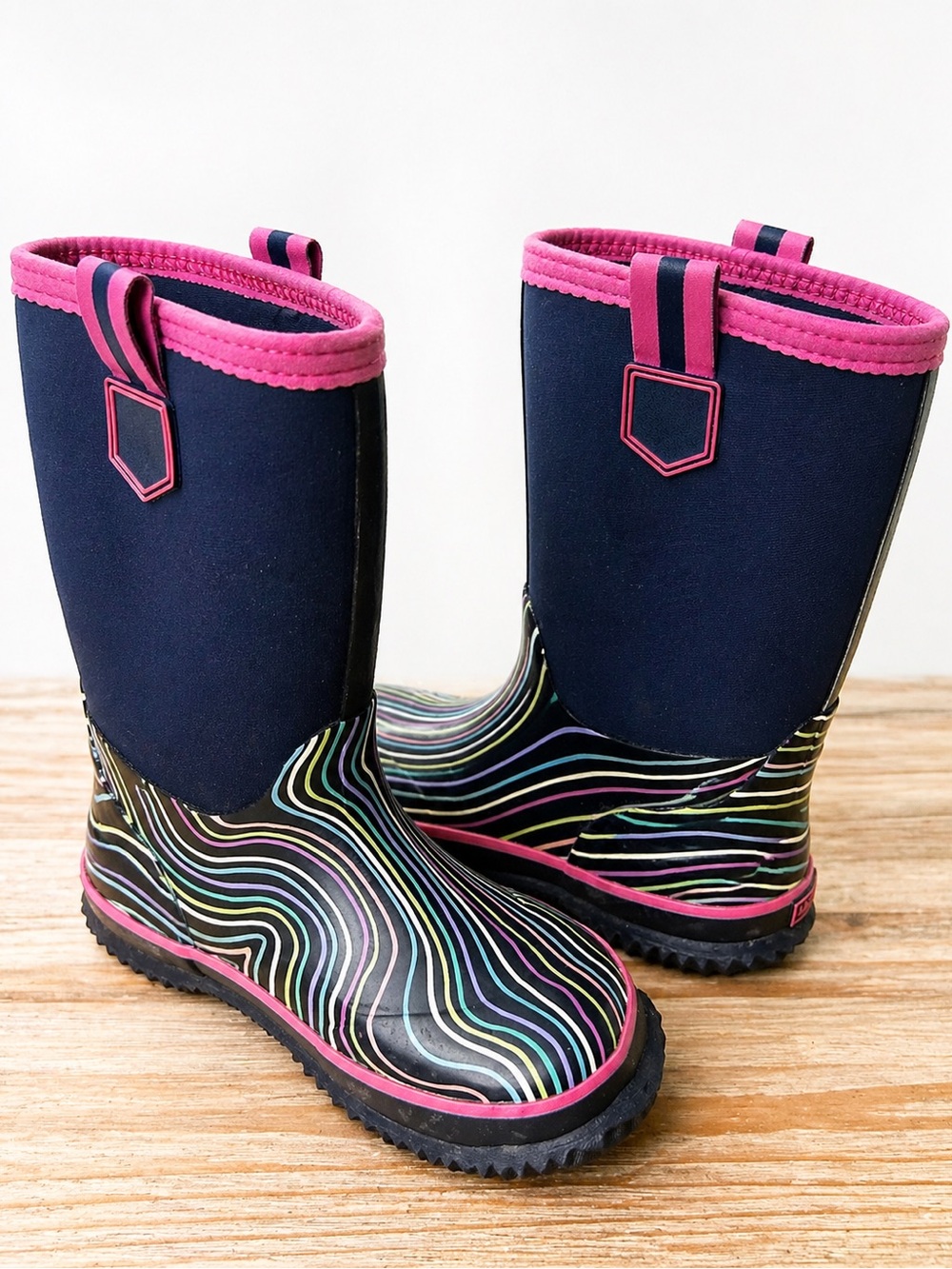 Lands’ End Girls - Kids Rainbow Stripe Waterproof Navy Pink Rain Boots Size 13